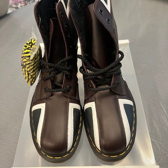 dr martens pascal e 1460 differenza